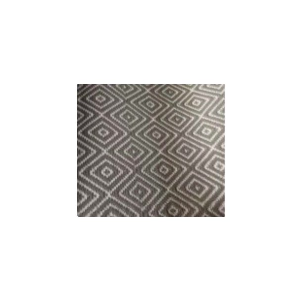 Gulvteppe laget av resirkulert polypropylen (plast)