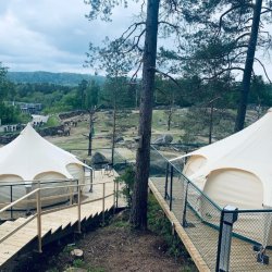 Bardunholdere - spar plads rundt om teltet!